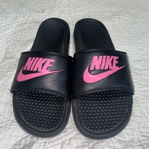 Nike slides